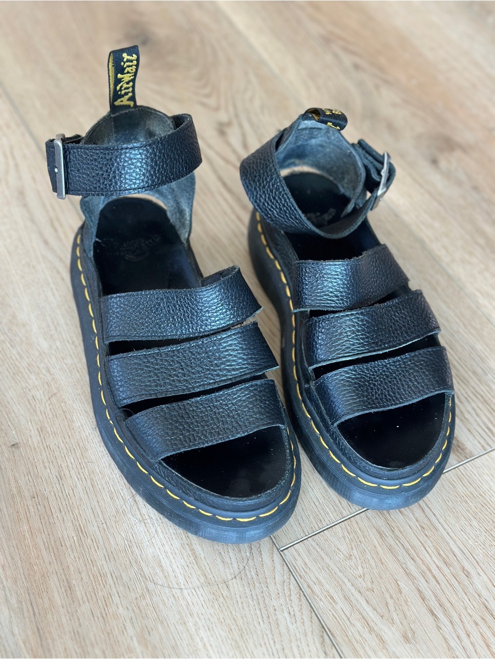 Dr. Martens Clarissa Quad II Sandals / UK 5